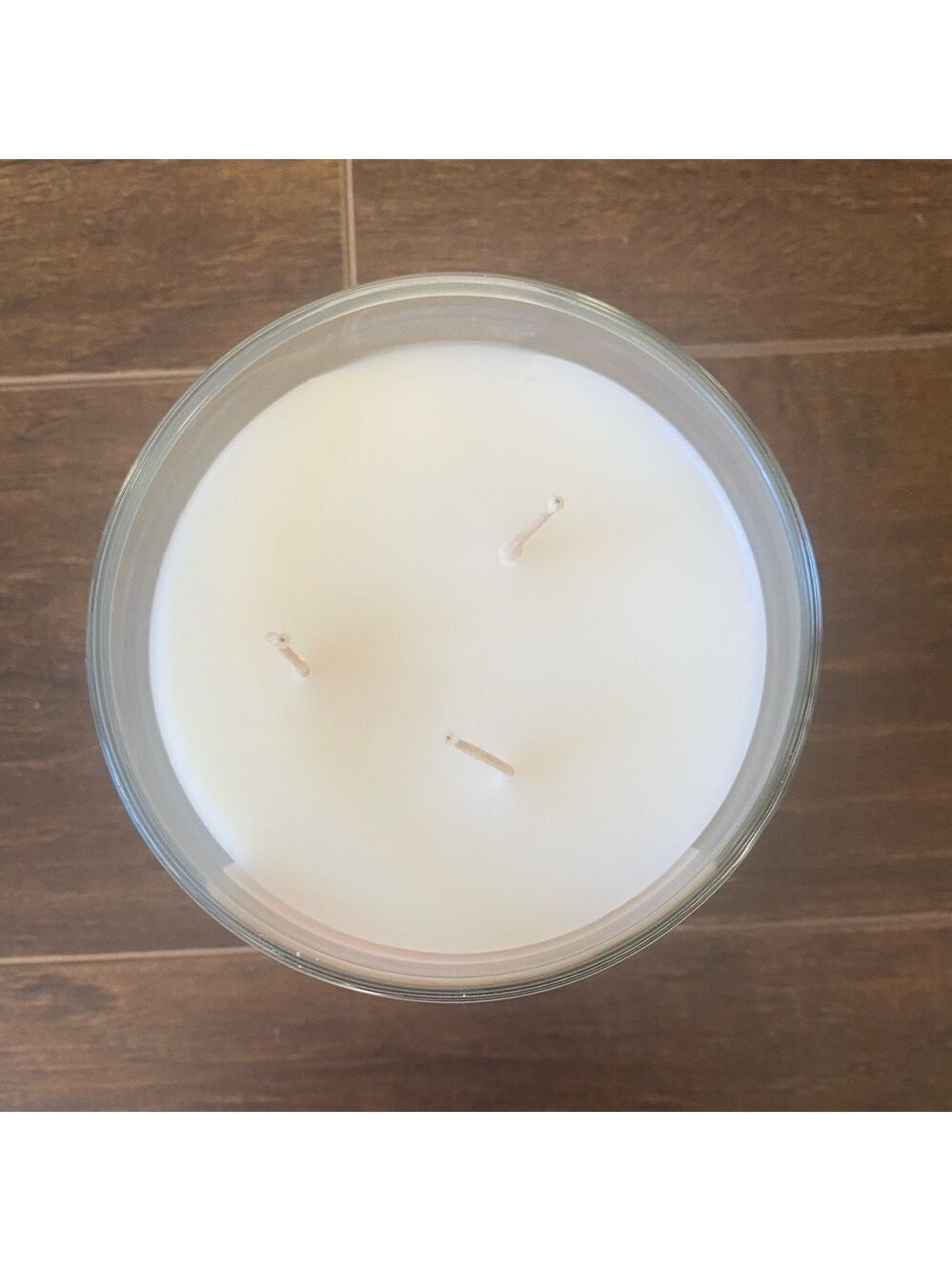 Avon Three Wick Candle Autumn Day New In Box - Picture 10 of 10